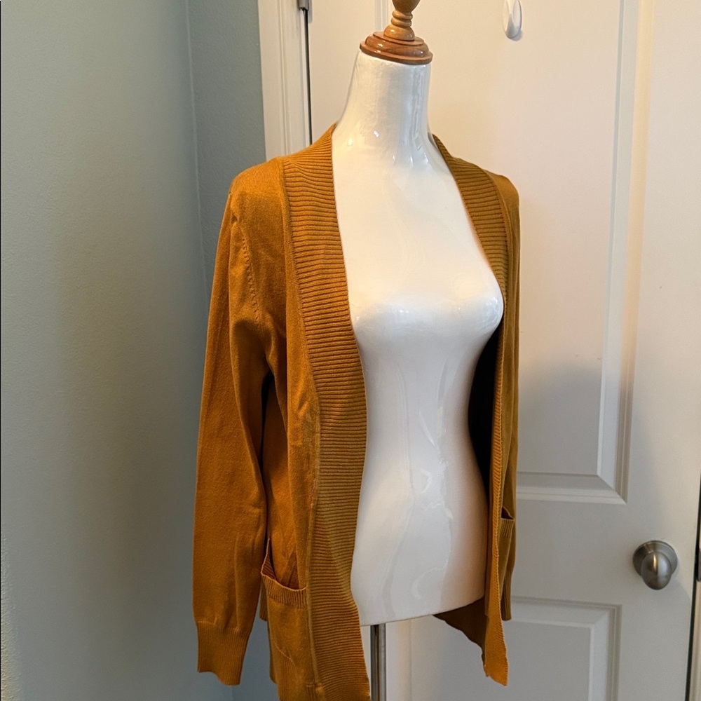 Cielo Golden Knit Sweater